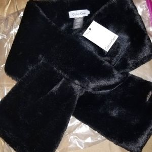 NWT CALVIN KLEIN BLACK FAUX FUR INFINITY SCARF